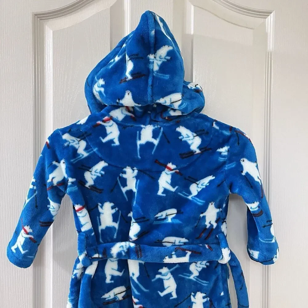 Hatley blue skiing